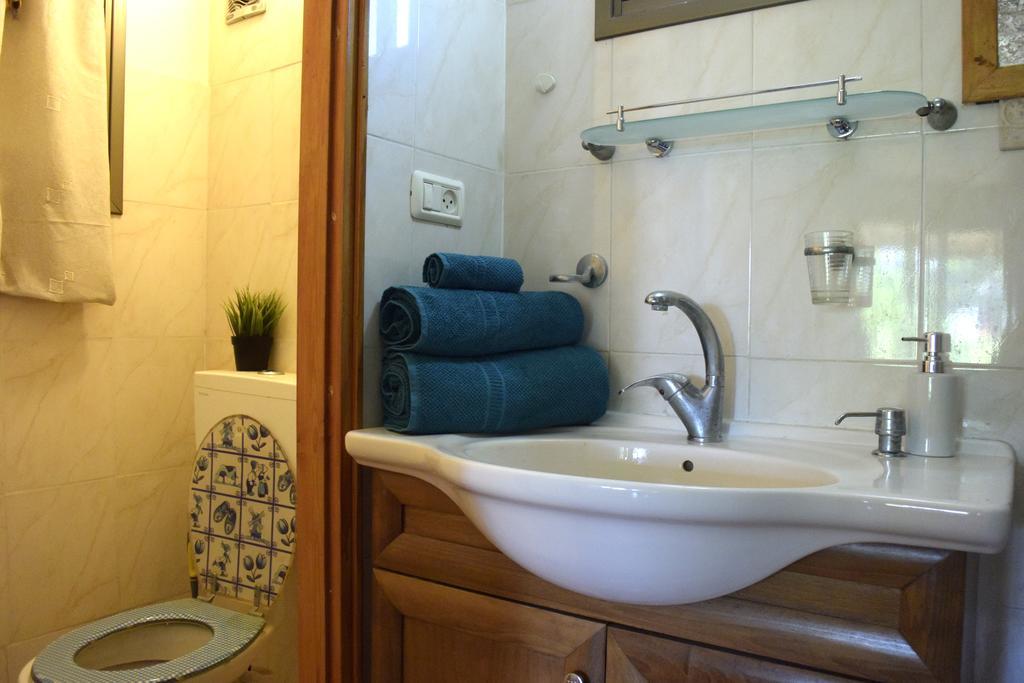 Bed and Breakfast Dutch Farm Israel Sede Zevi Екстер'єр фото
