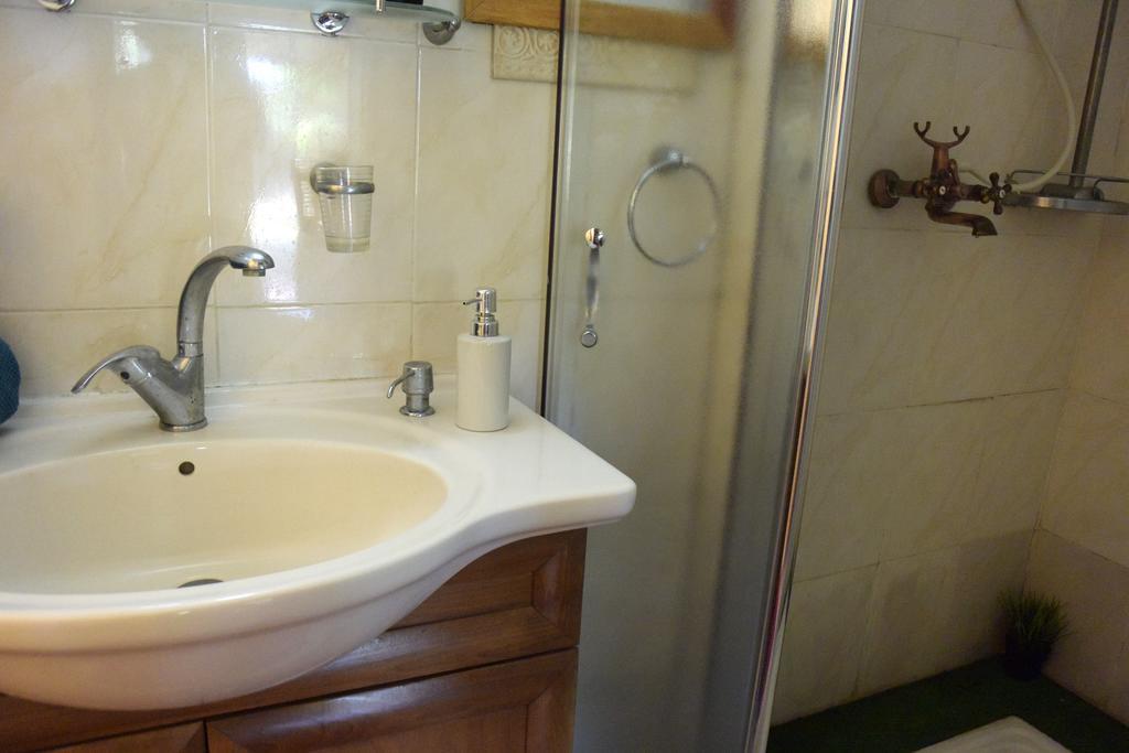 Bed and Breakfast Dutch Farm Israel Sede Zevi Екстер'єр фото
